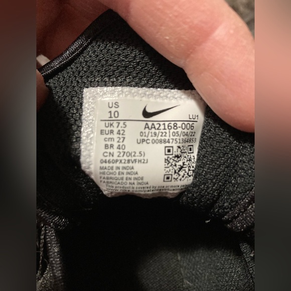 Womens Nike Air Max Axis - Picture 7 of 7